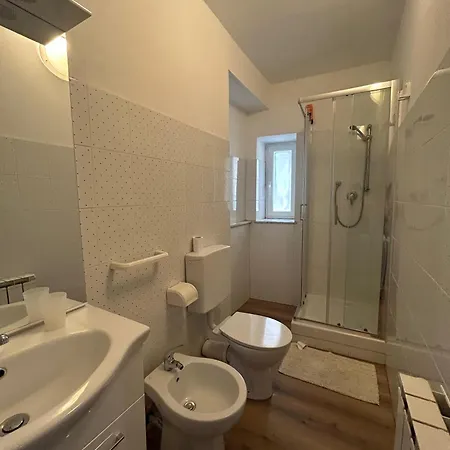 Apartment Cornigliano 1 *